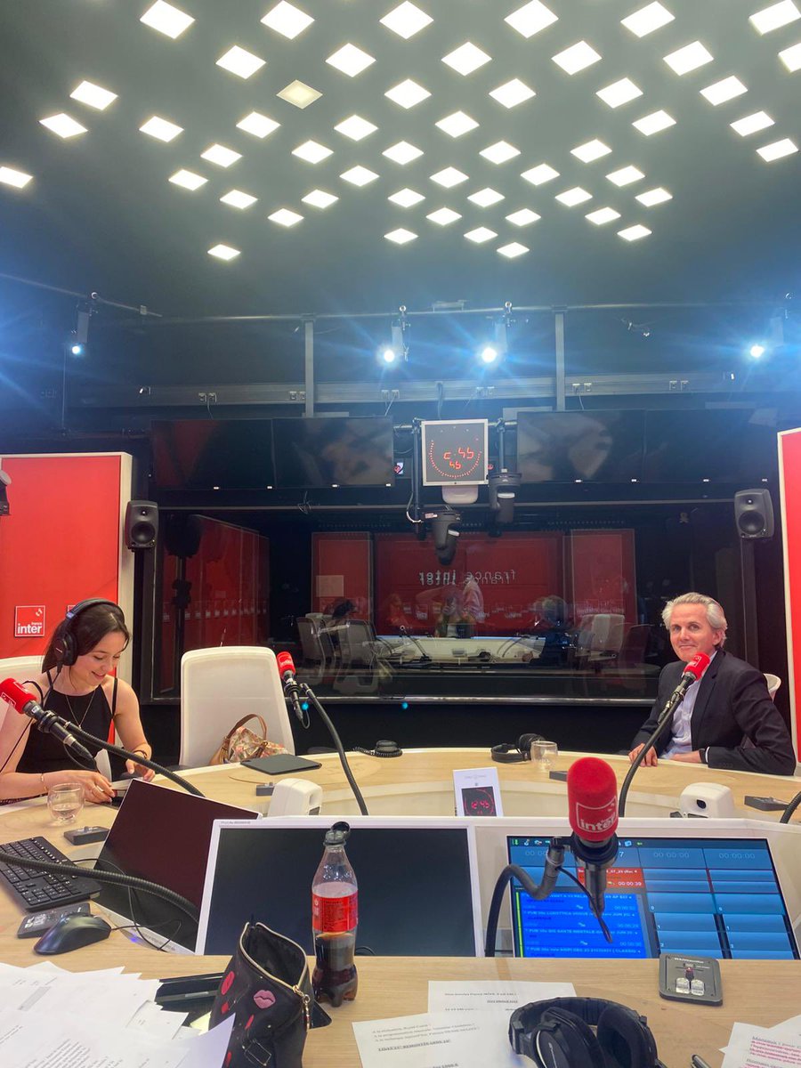 Julie Martinez (@juliemartinezt) on Twitter photo 🎙️❤️🔥 On a parlé d’amour et d’IA, de santé mentale et d’algorithmes : le replay de cet épisode du Débat de Midi sur France Infer avec <a href="/PaolaPuerari/">Paola Puerari</a> est à retrouver sur toutes les plateformes
Merci <a href="/franceinter/">France Inter</a> <a href="/TChauvineau/">Thomas Chauvineau</a> ! 🎙️❤️🔥 On a parlé d’amour et d’IA, de santé mentale et d’algorithmes : le replay de cet épisode du Débat de Midi sur France Infer avec <a href="/PaolaPuerari/">Paola Puerari</a> est à retrouver sur toutes les plateformes
Merci <a href="/franceinter/">France Inter</a> <a href="/TChauvineau/">Thomas Chauvineau</a> !