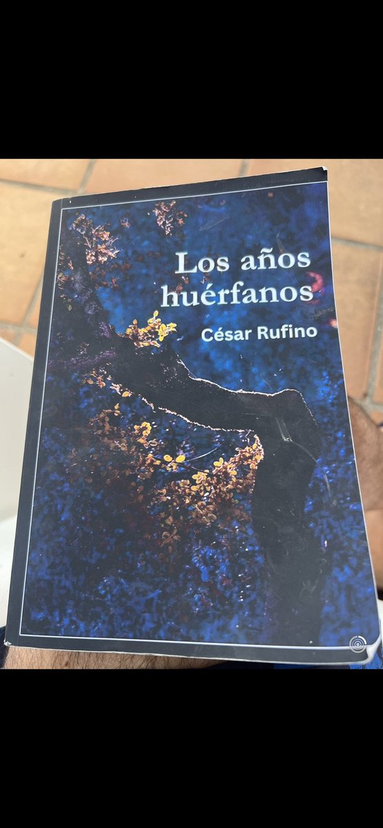Antonio Hernández Rodicio (@ahrodicio) on Twitter photo Qué bien escribe <a href="/Expediente1965/">César Rufino</a> ! Lo diré: su estilo tiene cosas de Eduardo
Mendoza, John Kennedy Toole y se hermana con el gran Rafael Azcona por la parte ácida, irónica y negra de la España franquista, en la que discurre esta novela. Encima César es un tipazo. Lote completo Qué bien escribe <a href="/Expediente1965/">César Rufino</a> ! Lo diré: su estilo tiene cosas de Eduardo
Mendoza, John Kennedy Toole y se hermana con el gran Rafael Azcona por la parte ácida, irónica y negra de la España franquista, en la que discurre esta novela. Encima César es un tipazo. Lote completo