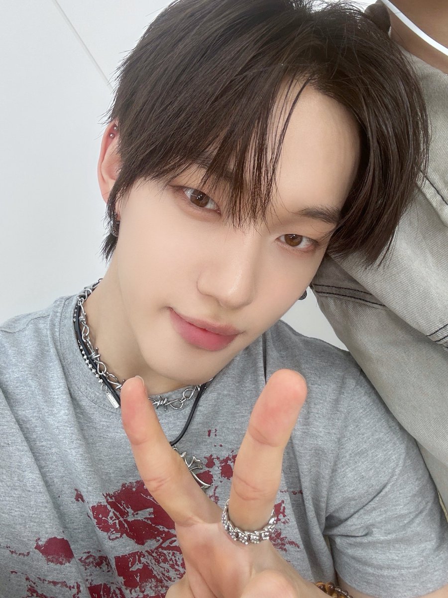 at_ALL_H_OURS's tweet image. [#제이든]
🐆🐆

#ALL_H_OURS #올아워즈
#XAYDEN #제이든