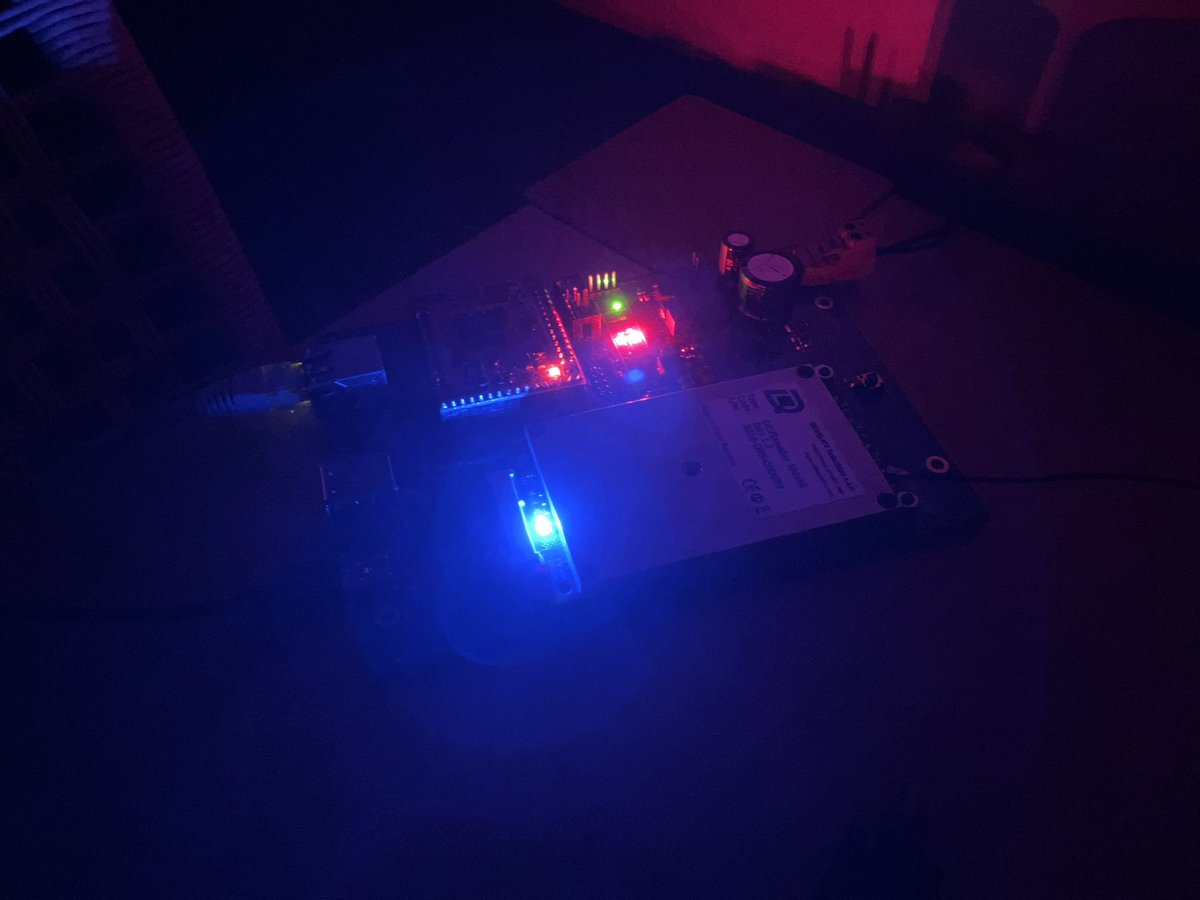 Přípravy na letošní #felcamp vrcholí. Děláme ve dne, v noci. Dinosauří se můžou těšit🤣🤣🤣. Není už mnoho technologií, které bychom na felcampu nepoužili. Letos bude mít také premiéru #RFID a #meshtastic. Co s tím budeme dělat, tipnete si?