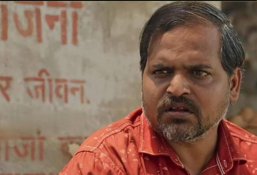 देख रहा है बिनोद.....ई अपना पेआउट नहीं आया ये मस्कवा कोनो गड़बड़ करता है 
#PayoutDay