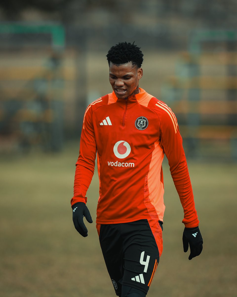 📍Inside Training with ☠️

🎥 Watch now: 🔗
youtube.com/watch?v=fKsqze…

⚫⚪🔴⭐
#OrlandoPirates
#OnceAlways