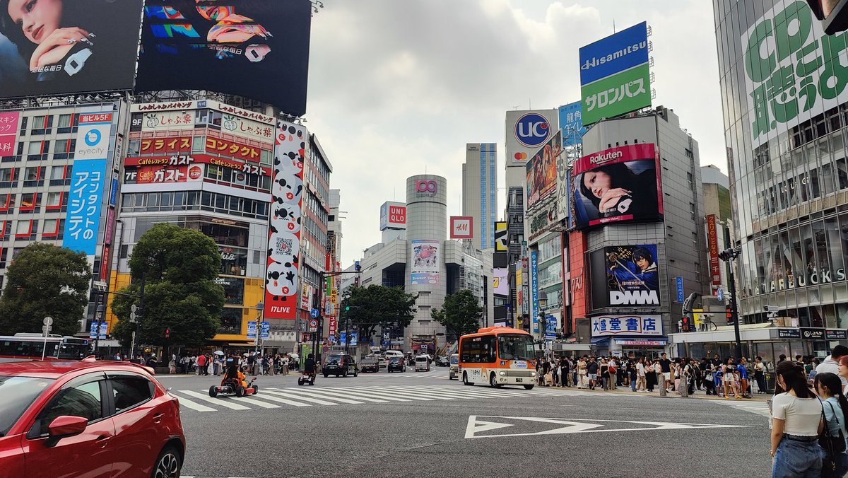 estalcil's tweet photo. Guess where I am. Here's a hint: https://t.co/oSYY7IOXFP