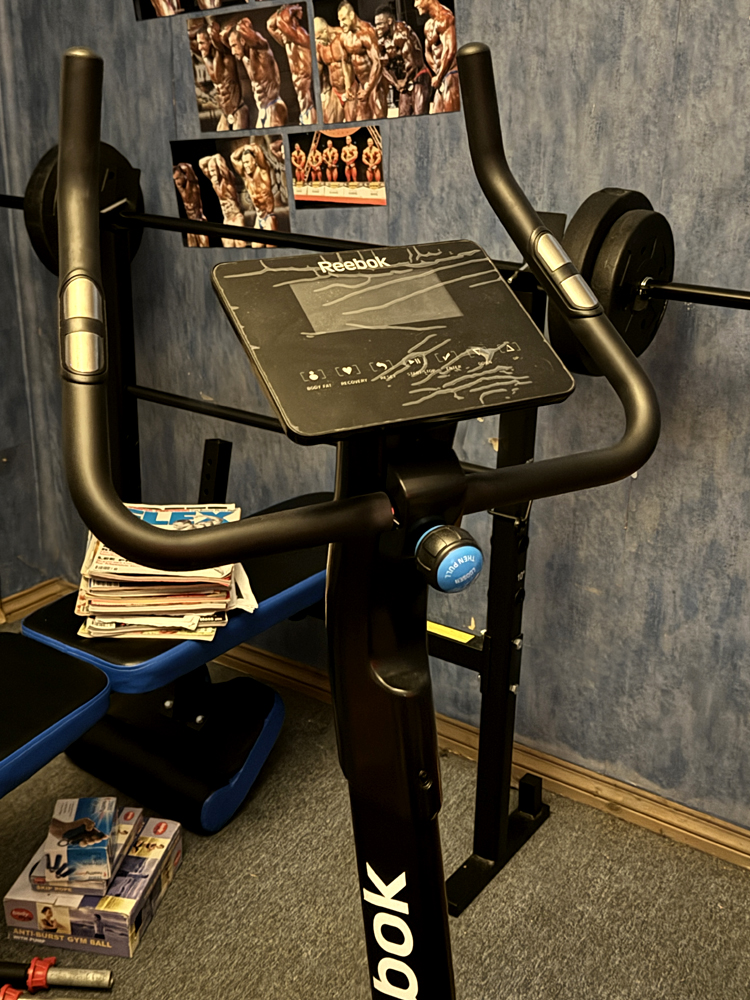 Got my home gym set up... Just need a massive poster of Iain Valliere up on the wall for inspiration!