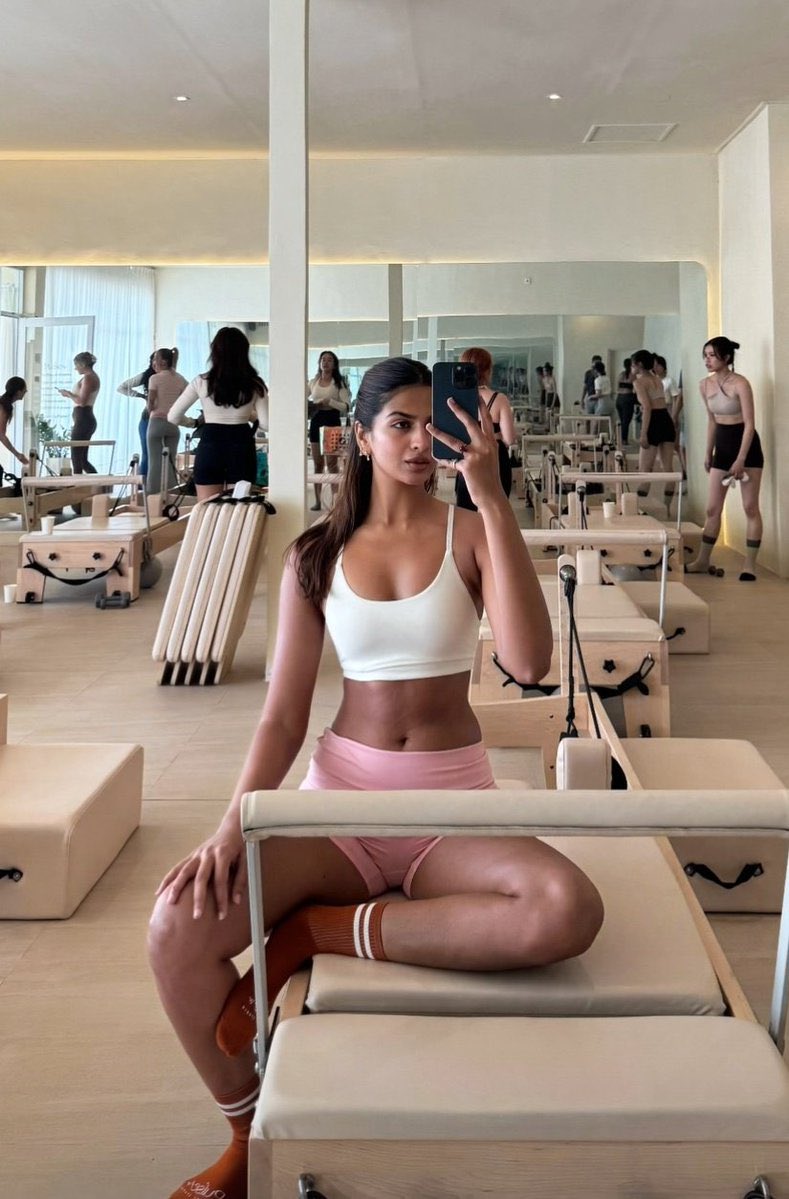 GvFLyx5WQAAMTQy?format=jpg&name=medium