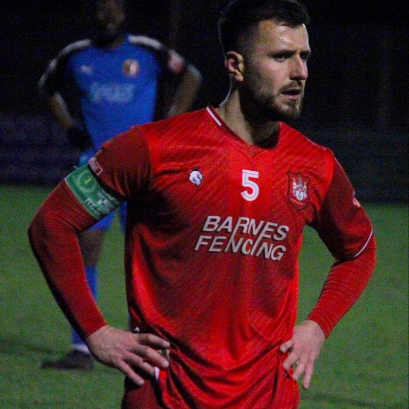 thameunitedfc's tweet photo. Thame United are pleased to announce the signing of Defender Luke Tingey !

#ThameUtd | 🔴⚫️