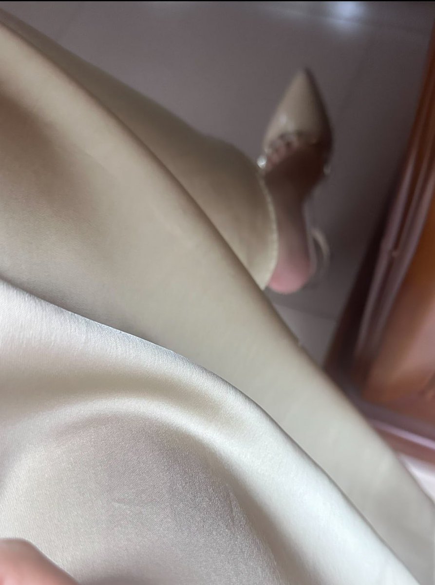 偷偷脱鞋 ​​​  #福州