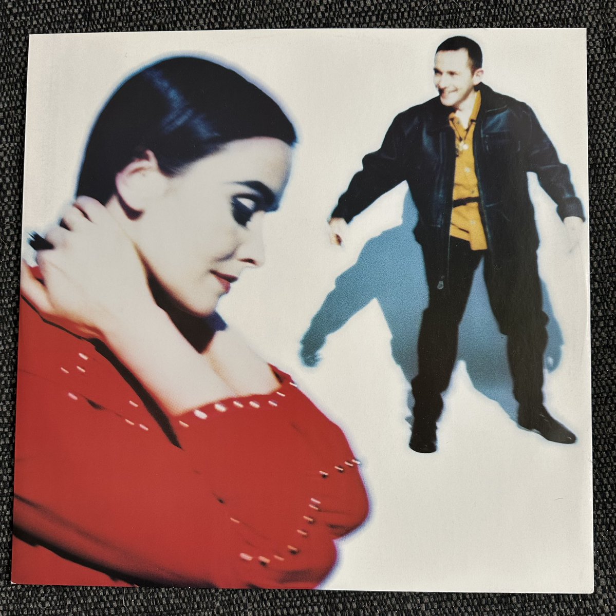 Poplifer73's tweet image. Swing Out Saturday!
Swing Out Sister ‘Get In Touch With Yourself’ (1992) Fontana Records. The third album from Andy and Corinne. Criminally overlooked and underrated. Includes the hit ‘Am I The Same Girl?’. @swingoutsister @andyconnell #SwingOutSister #Vinyl #RecordCollection