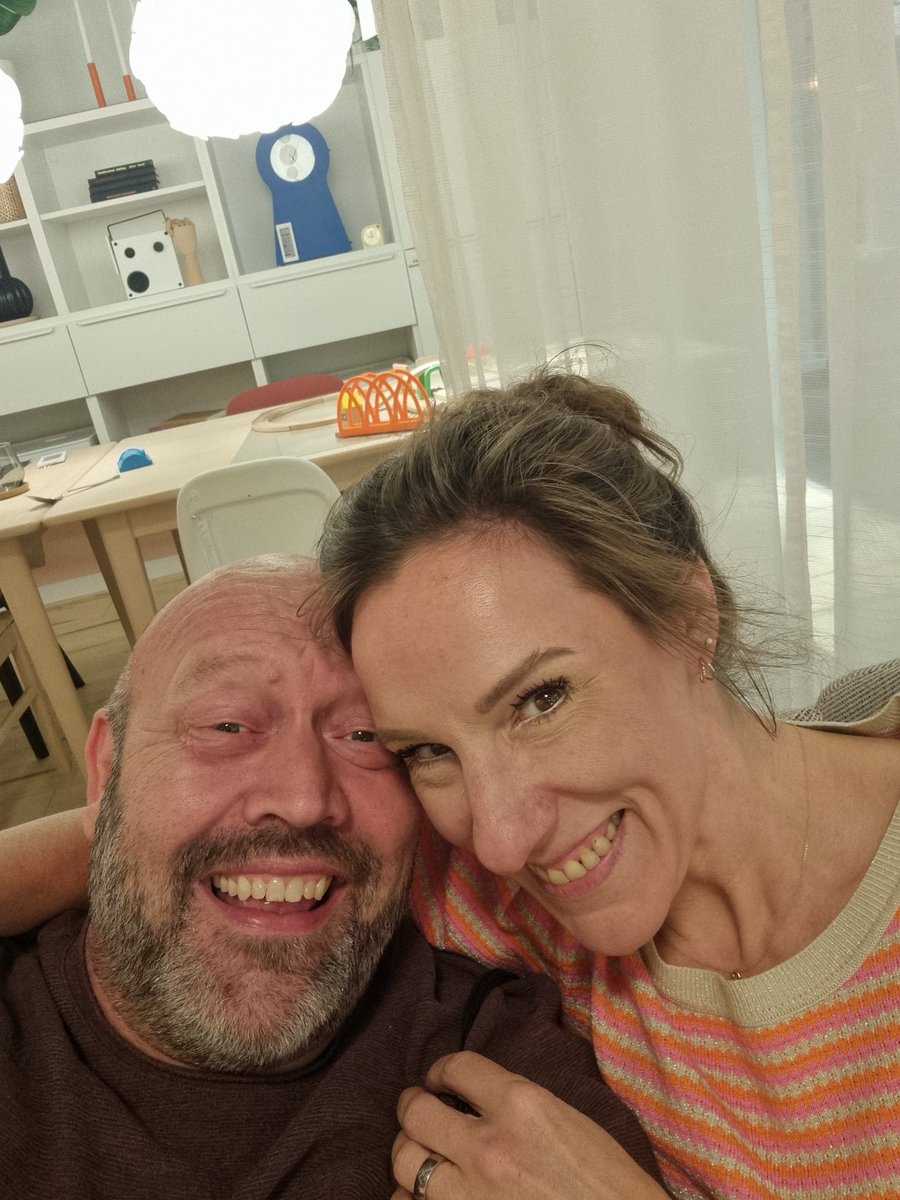 zaagvis's tweet photo. Hoera wij zijn in IKEA , #Livegoal #Relatietest met @AndreaRustUit https://t.co/C13JmTLovn