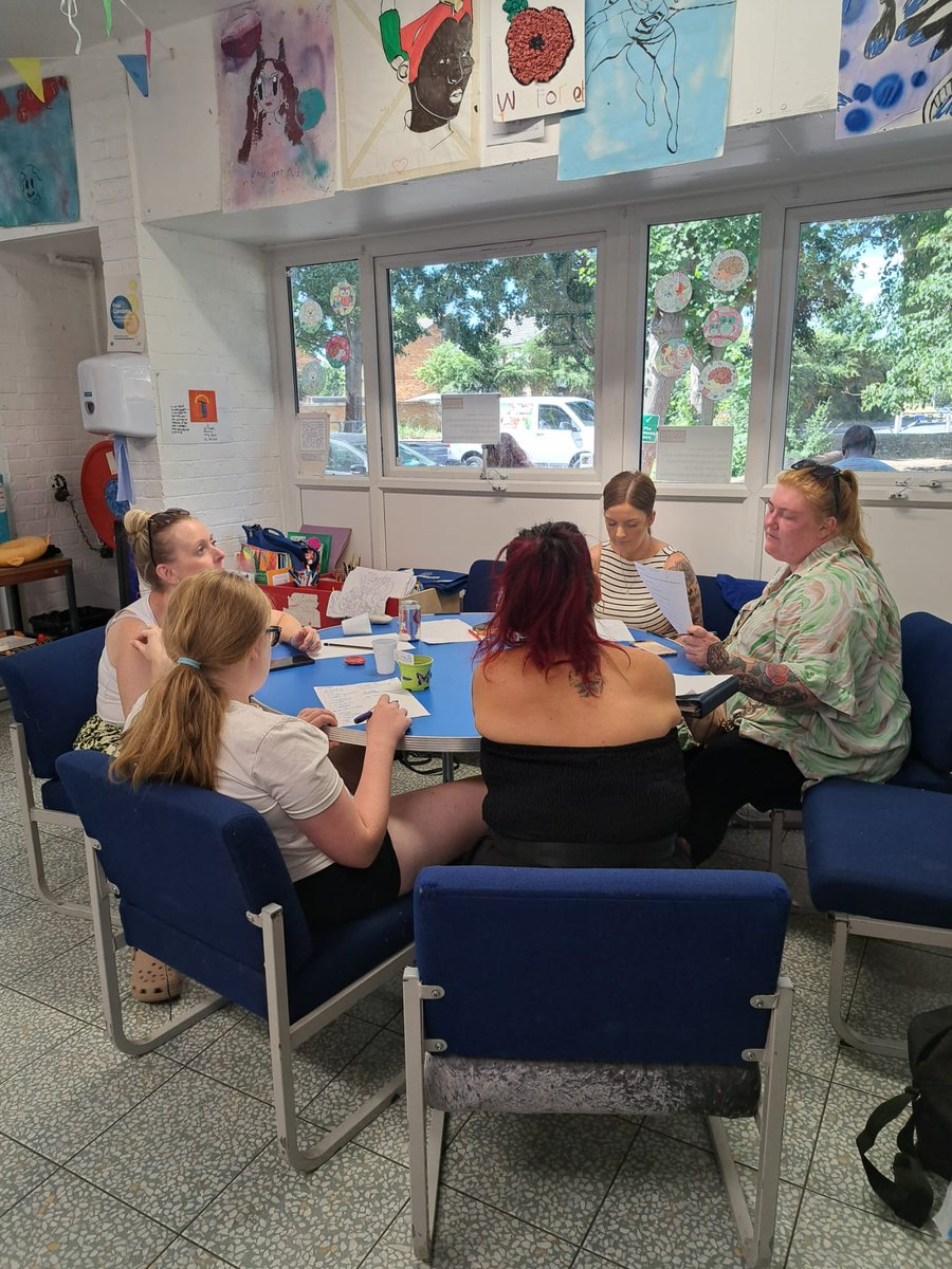 HawksmoorYouth's tweet image. Family session are all about brining people together. The yummy food was a big hit with thumbs 👍 up all around @YoungGreenwich @GroundworkLON for supporting members of our community 60 people in Fridays session