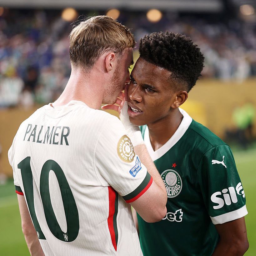 Cole Palmer saying that Estevao didn’t understand a word and THIS picture being taken is…

PERFECT.