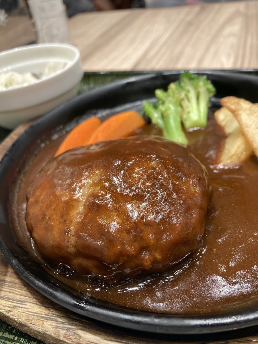 スギモトのハンバーグで優勝した🥳✨✨