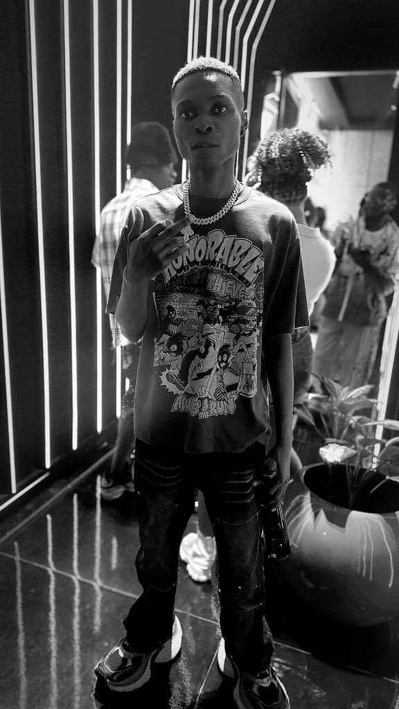 They gonna laugh if you fail, but if you win, it's high fives 🐈‍⬛

Stream CHILDREN 🙏🏿 azuri.lnk.to/Children