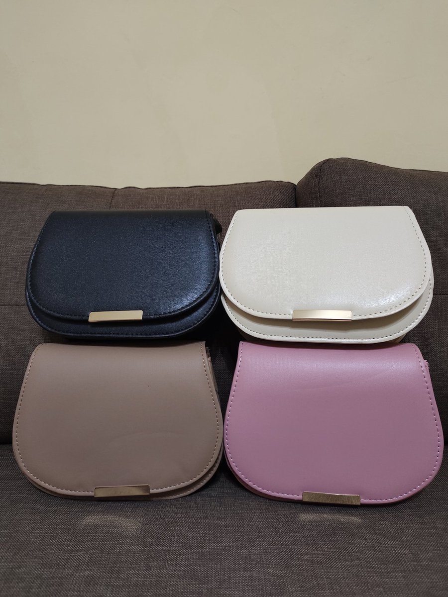 threadmyshopee's tweet photo. Paket usaha tas wanita
Take all 30+ pcs 
Dari harga 1.500.000 jadi 1.350.000
Stok terakhir
Dapat model tas seperti digambar dan masih banyak lagi modelnya

https://t.co/hVabRqv3dc

#shopee #shopeelebihhemat
#shopeelivexwar
#shoppingstar #ShopeeTanamKejutan https://t.co/5qRLlbZqkL