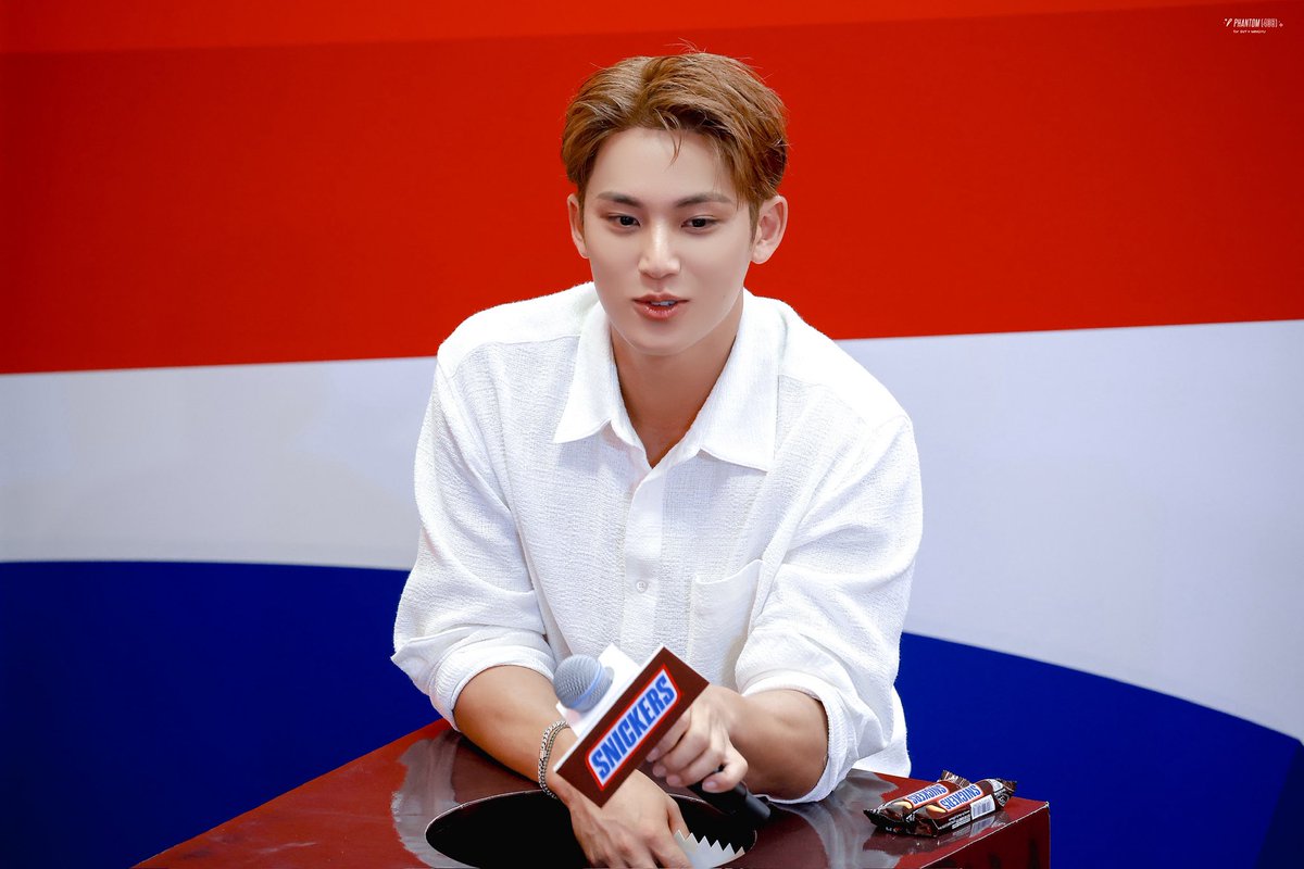 ph970406's tweet image. 250705 SNICKERS MALAYSIA POP-UP

😚🐶

#민규  #MINGYU #세븐틴 #SEVENTEEN