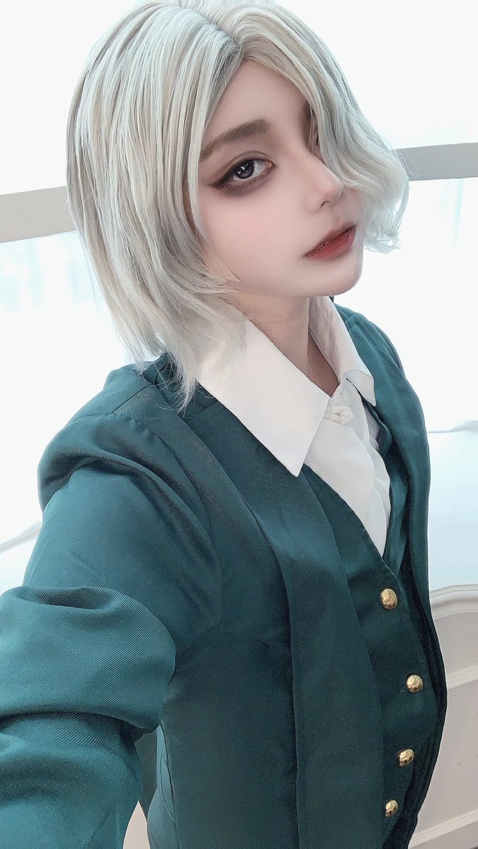 던전밥 일펍 미궁연 촬영
미스룬으로 다녀왔어요☺️

같이 마물...먹.... 아니.
연회 하자.

행사계정 <a href="/MeiQ_table/">🍽 迷宮宴 :: 미궁연 🍽</a>