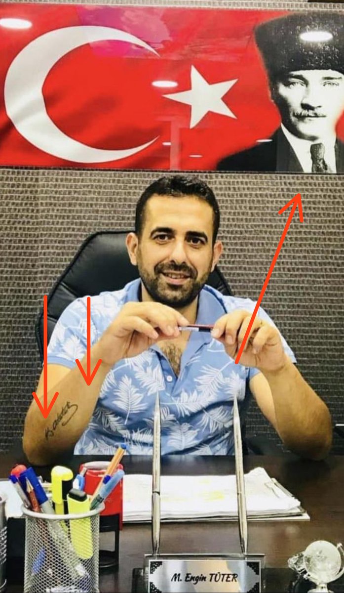 Siz bakmayın onlar için rüşvetçi dediklerine.
Adamlar Atatürkün askerleri.
Büyük Atatürçüler.

Hep iftira atıyorlar 

İftirayı atanlarda hep kendileri.
Ama olsun hep suçlu AK PARTİ.