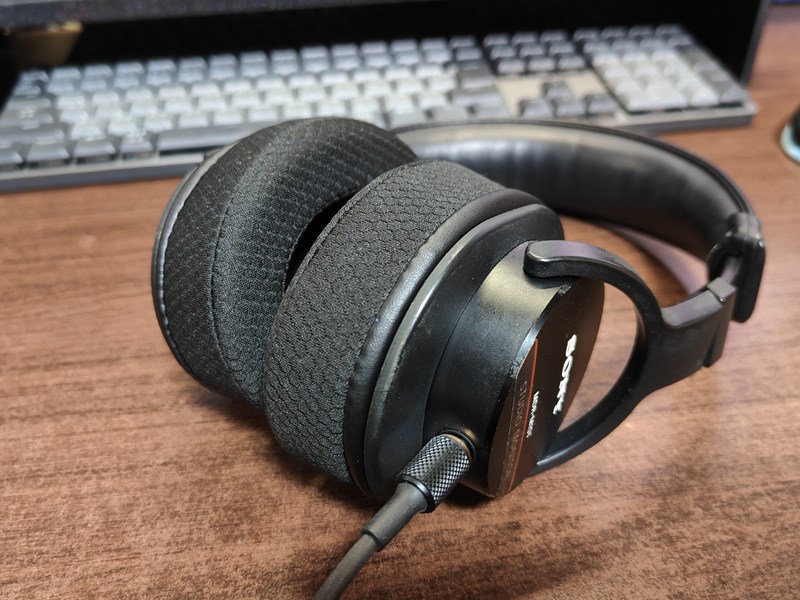 squelche_sql's tweet image. ブログ squelch の記事を更新しました。

SONY MDR-M1STのイヤーパッドを交換

#オーディオ #ヘッドホン #レビュー

squelche.com/post-14750/