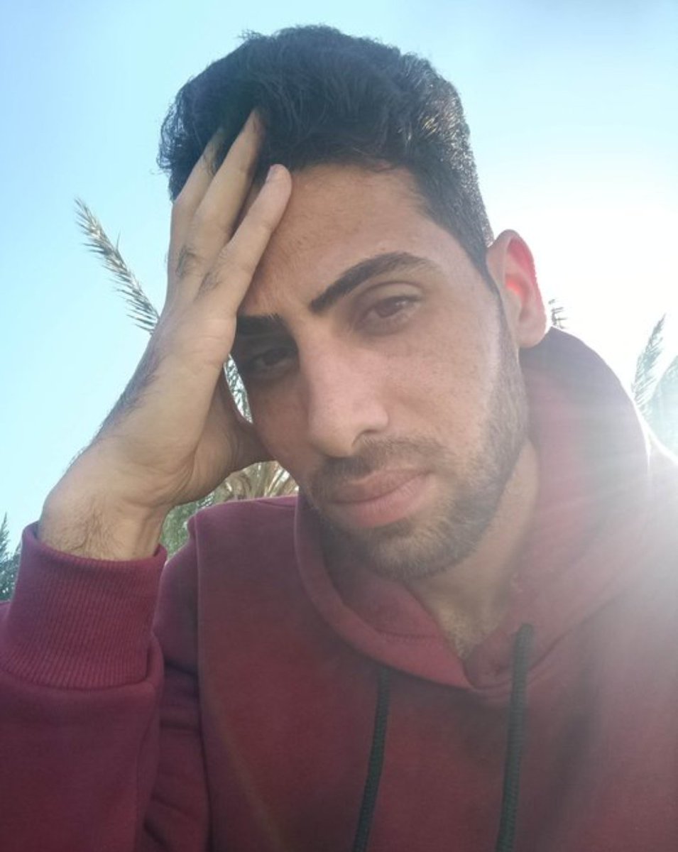 I BEG YOU 😓

This small plate is supposed to feed 8 members of my family for the whole day.  
But my *parents didn’t eat anything — just to let us eat and survive.*  
They went to bed hungry again.

I need 15 people to donate $25 each so I can buy food.

gofundme.com/f/twnjc-help-m…