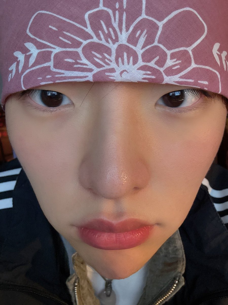 TheKingDom_GF's tweet image. [MUJIN👑]

&amp;lt;모해모해뀽&amp;gt;

오늘두 숨 잘 쉬구 갑니당~~

#TheKingDom #더킹덤 #TKD 
#MUJIN #무진 #위버스라이브