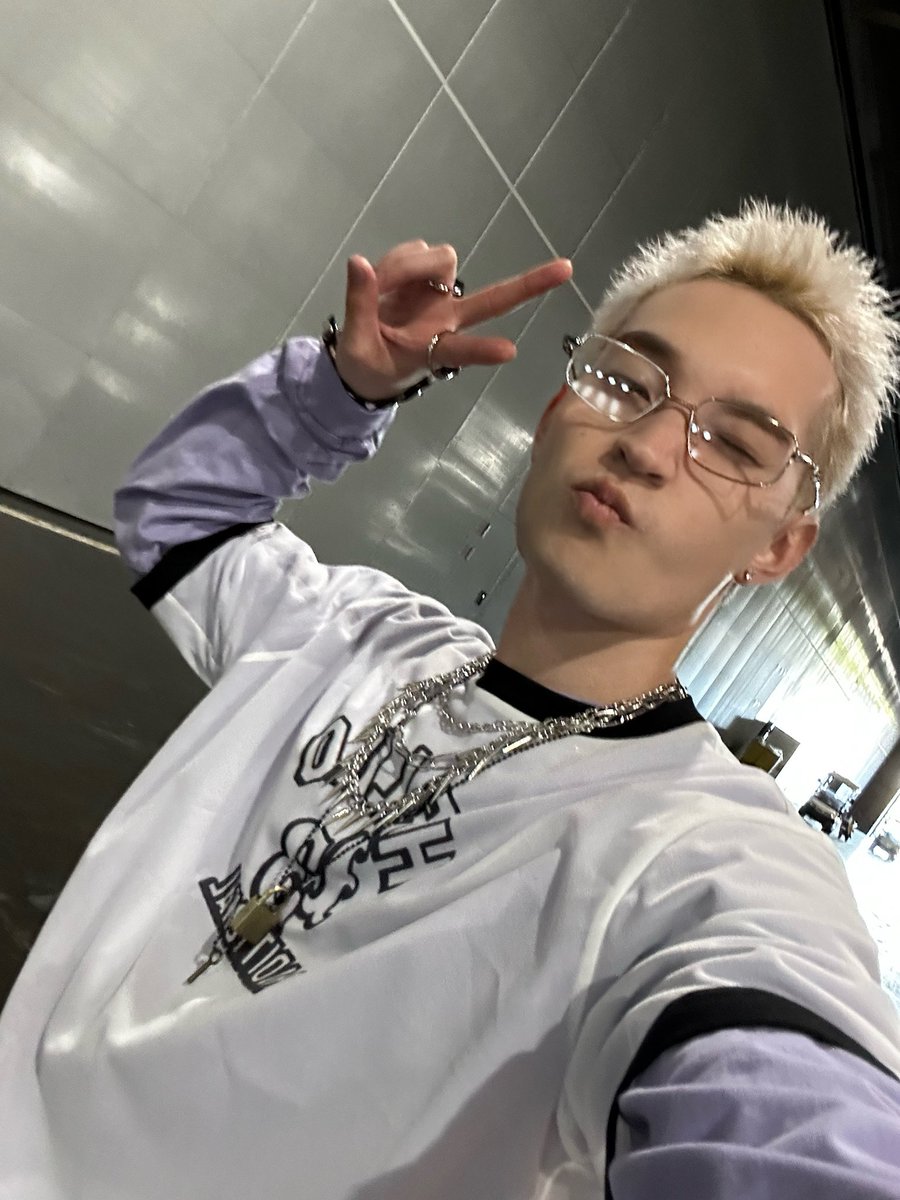 psyfe_member's tweet image. 皆さん‼️

New costume drop🙄✨

#JapanExpoParis

Thank you so much 🔥🔥

I love you guys🙂‍↕️💕

#PCFinParis
#Paris
#REN
#PSYCHICFEVER