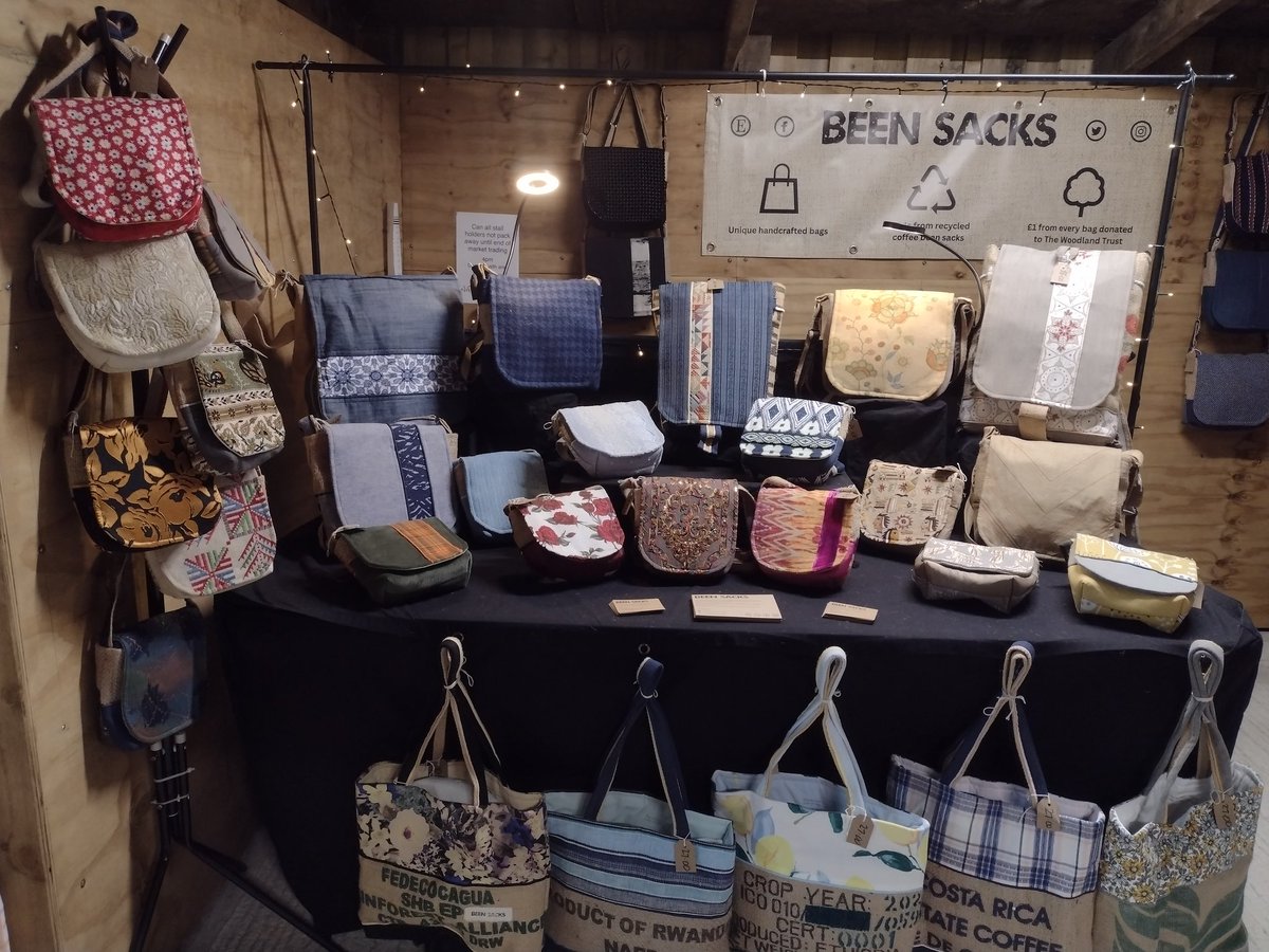 BeenSacks's tweet image. All set up and ready for this weekends Craft Market at Makers Market Barn - Great Wedlock Deer Park . Over 50 different stalls so pop along and say hi/ shwmae if you're in the #tenby area. #MHHSBD