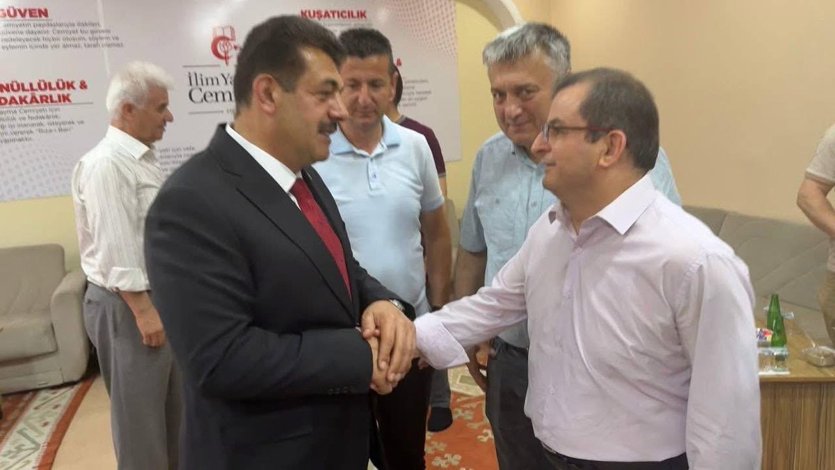 Zonguldak Eğitime Destek Platformu toplantısını İlim Yayma Cemiyeti Genel Başkanı Yusuf Tülün ve Milletvekilimiz Muammer Avcının da katılımıyla yaptık. Eğitimle ilgili meselelerin konuşulduğu toplantı önemli tespit ve önerilerle tamamlandı.