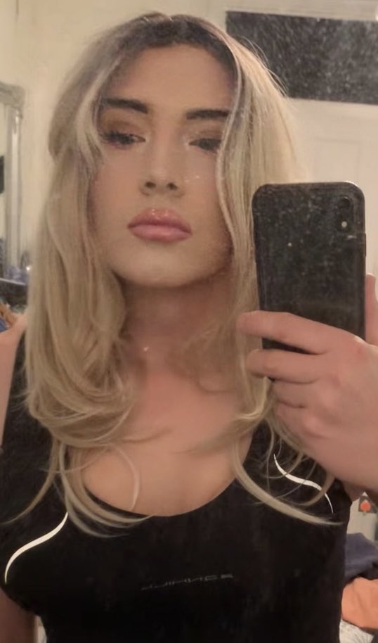 Note to self… Clean my damn mirror 🤣 

Any sissy maids out there wanna volunteer to clean up for this dirty minx?

Look at the dust - pure filth, just like it’s owner I suppose… 

#trans #sissy #sissymaid #shemale