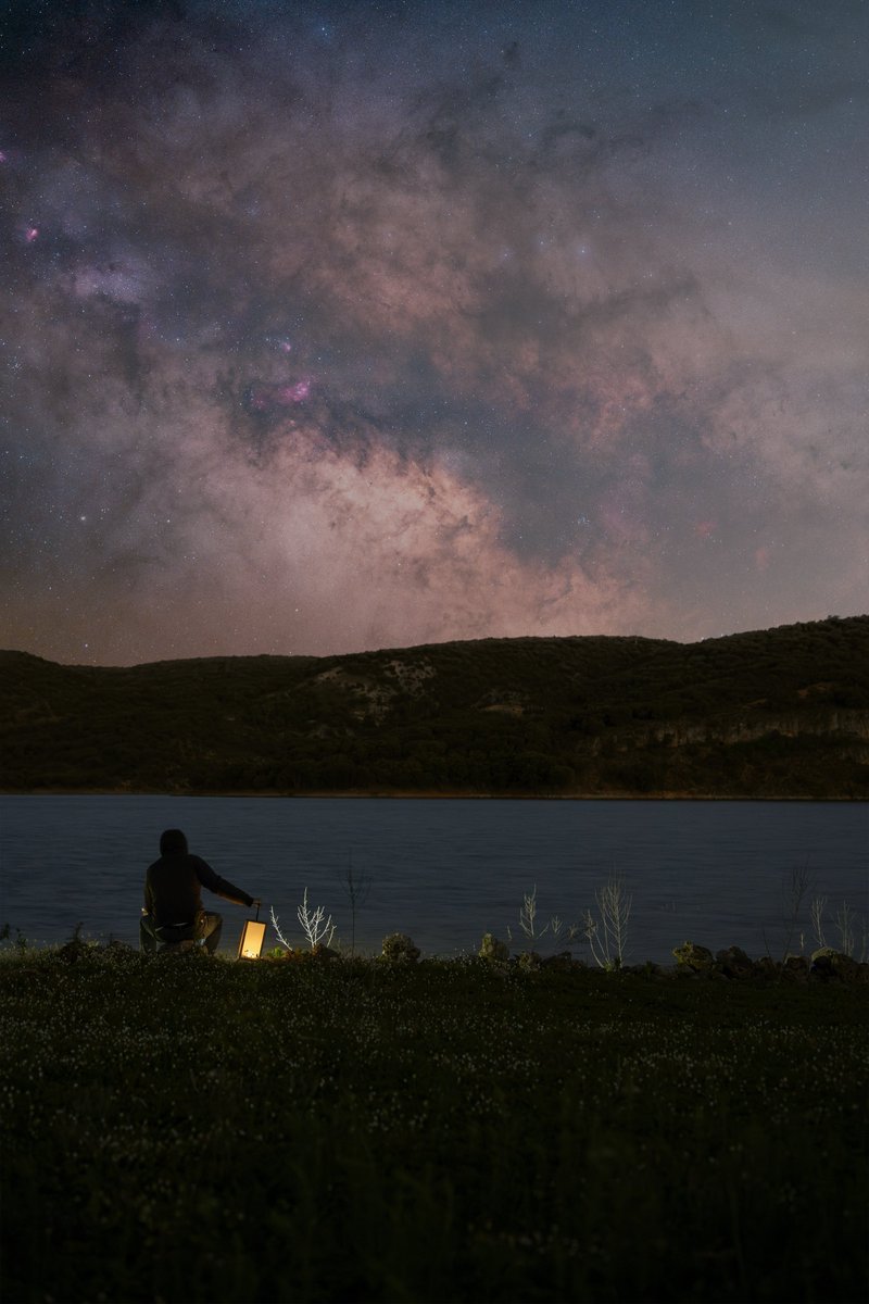 Emilio (@piensaenpixel) on Twitter photo Seguramente no sean mis mejores Vía Láctea, ni el mejor cielo, ni tampoco mi mejores fotos pero sí de las que más significan para mí. Llevaba años pensando en hacer algo, donde mi padre me llevaba a pescar de pequeño. Seguramente, si las vieras, te gustarían. Te echo de menos Seguramente no sean mis mejores Vía Láctea, ni el mejor cielo, ni tampoco mi mejores fotos pero sí de las que más significan para mí. Llevaba años pensando en hacer algo, donde mi padre me llevaba a pescar de pequeño. Seguramente, si las vieras, te gustarían. Te echo de menos