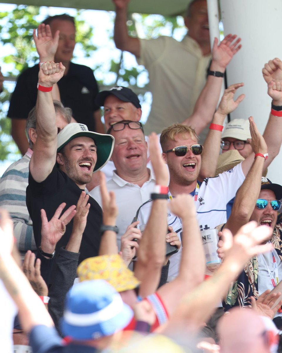 Fans have been on top form 🎷

#ENGvIND