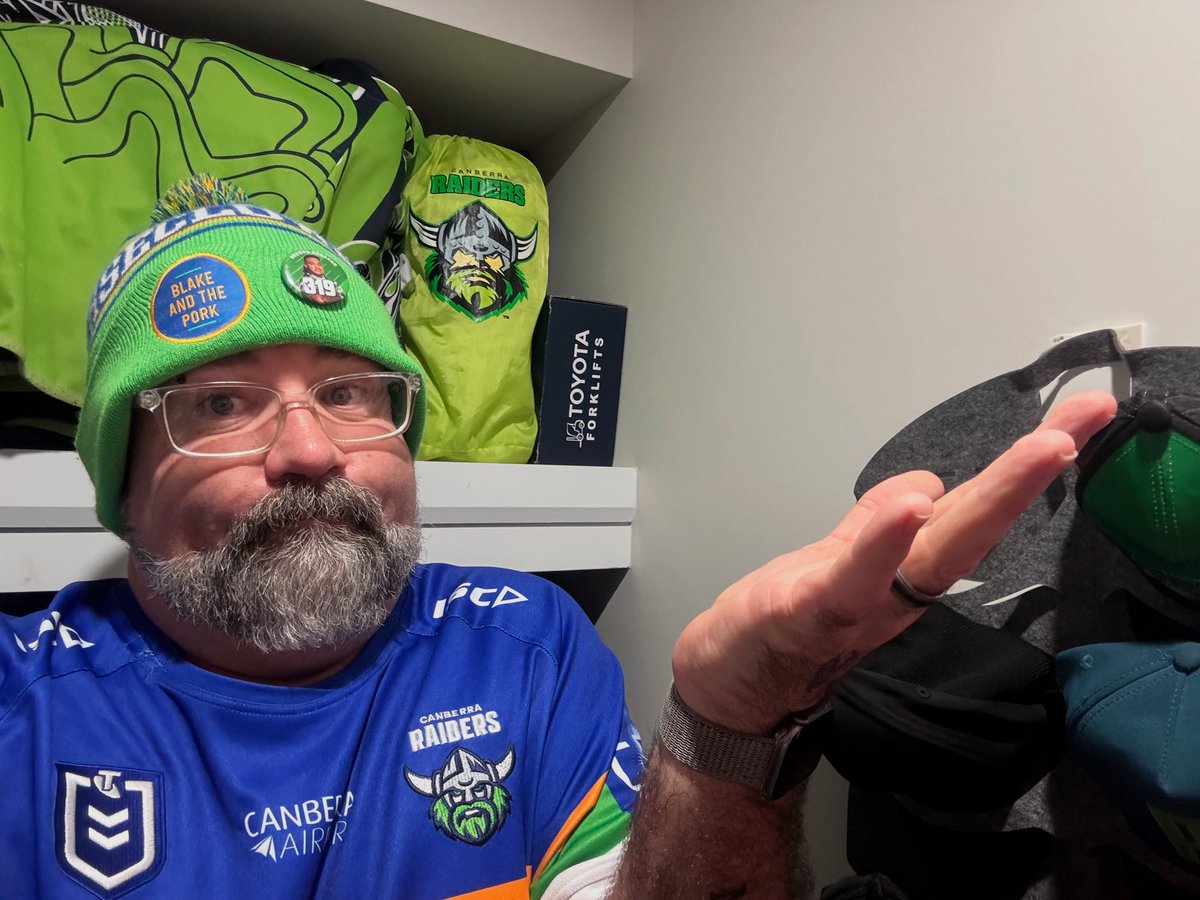 NoShins81's tweet photo. A win is a win and we will take it.
But Need to kill these games off when it’s there to be taken!!
#VictoryBeanie #WeAreRaiders #JoinTheRaid #PaintTheTownGreen #NRL #NRLRaidersDragons #Winfluencer #WMNLA @blakeandthepork https://t.co/0JfSM0L9LS