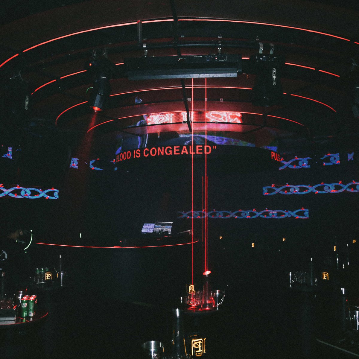 SInfini333's tweet image. 🪢A few of my works are quietly on display in an underground bar. No need for noise , the light and the liquor will speak for me.