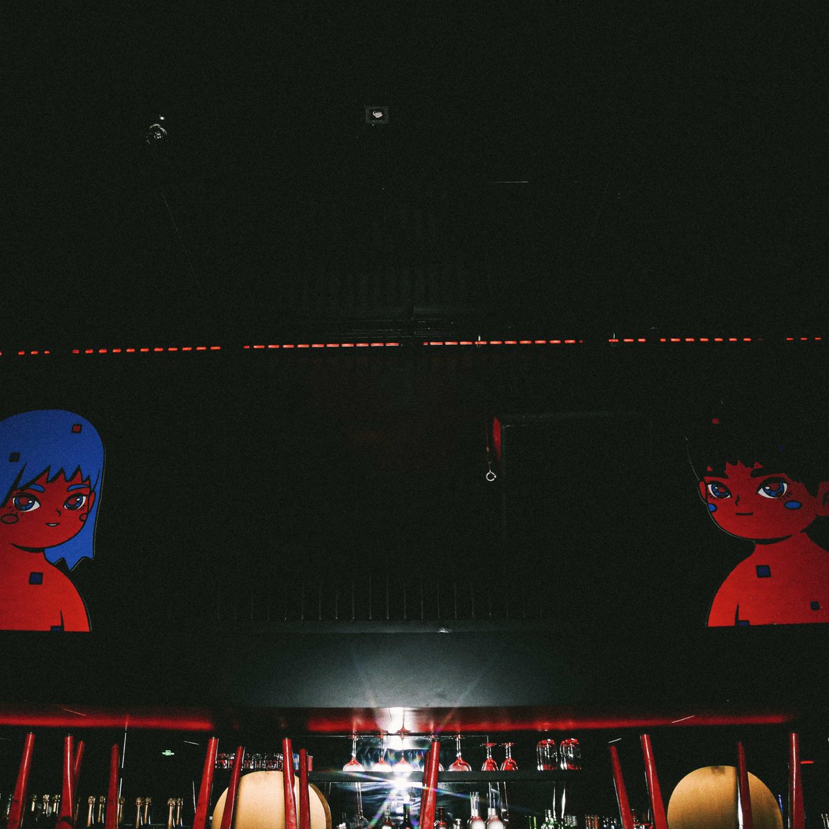 SInfini333's tweet image. 🪢A few of my works are quietly on display in an underground bar. No need for noise , the light and the liquor will speak for me.