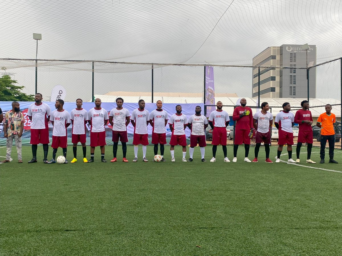 satholding's tweet photo. It’s @Manifold_MEA  vs @satholding, and the turf is heating up! 🔥

Both teams are giving it their all in this thrilling face-off.

Who’s taking the win in this round? 

Stay tuned to find out!

#sath #manifoldcomputers #sathsoccer2025 #sathsoccertournament
#gameonwithsath https://t.co/EvUWntHwLr