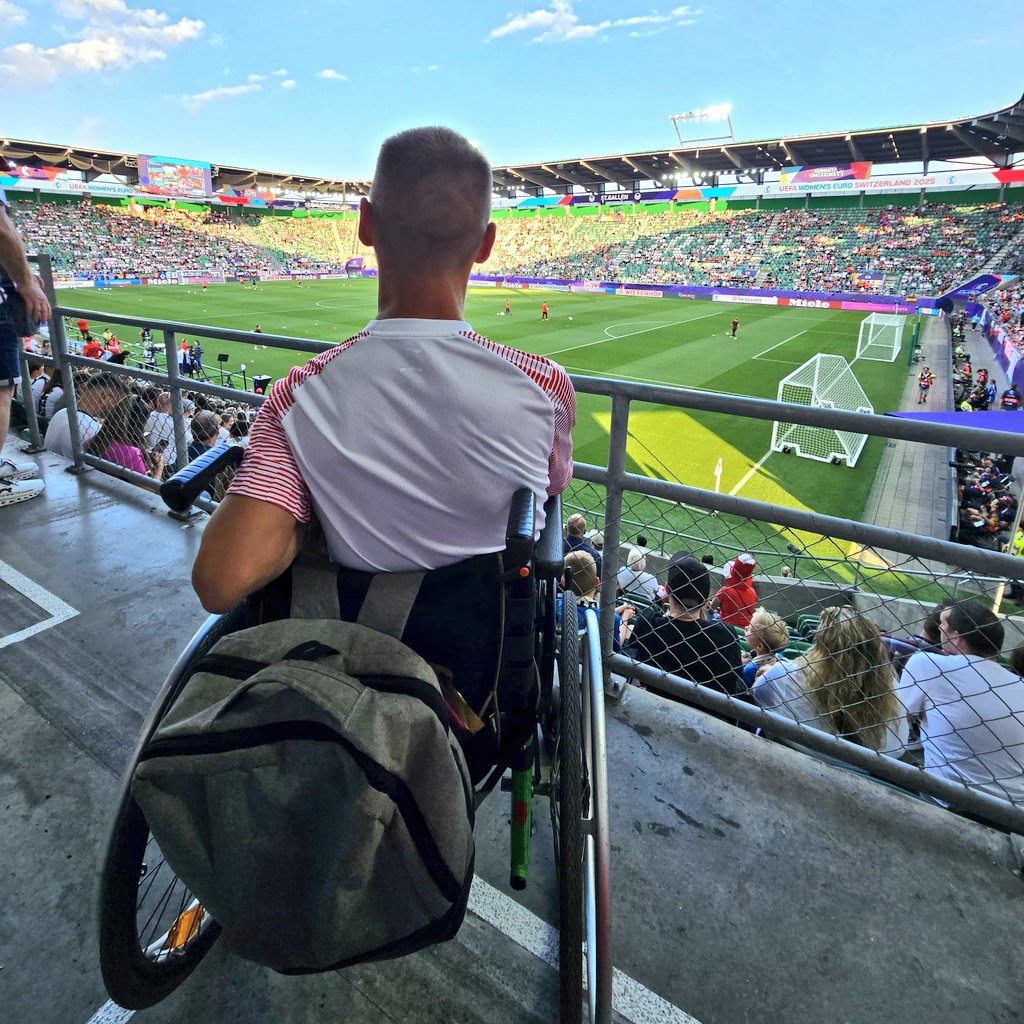 AccessibAll's tweet image. Enjoying @WEURO 🇨🇭 together with our amazing #AccessCaptains fans of all abilities can enjoy the action from #Geneva to #StGallen! 💪⚽️ Let’s make football accessible for everyone. #WEURO2025