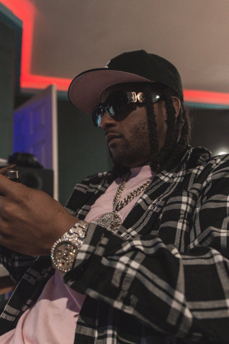 therealFENDIP's tweet photo. Jetlife https://t.co/SfHEgdrhH9