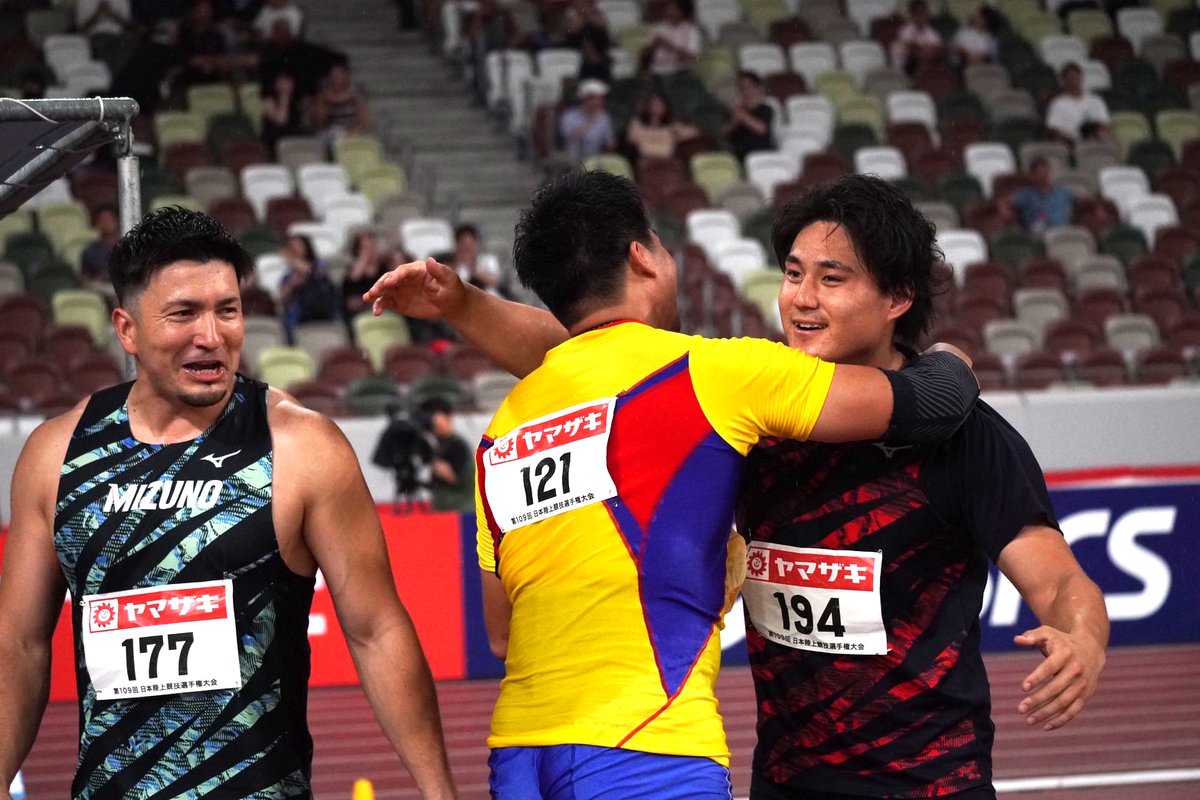 /／
【#日本選手権】
📸男子やり投決勝
\＼

#﨑山雄太 選手（愛媛競技力本部）が87m16で優勝‼️
#東京2025世界陸上 参加標準記録を突破し、日本代表に内定しました🎉

おめでとうございます👏👏

✅速報はこちら
jaaf.or.jp/jch/109/
#ナンバーワンの頂上決戦 #JAAF #陸上