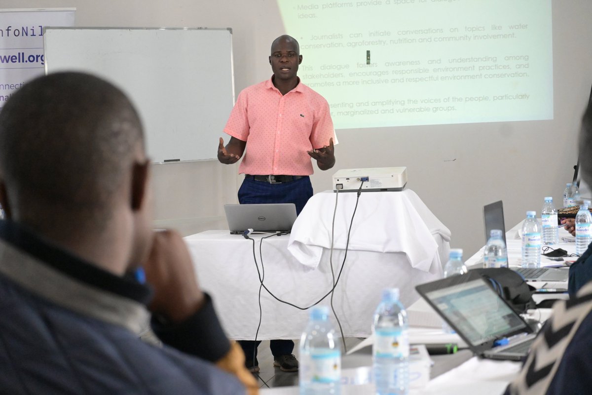 infoNILE's tweet image. &quot;Traditionally, the Media gave far more attention what people were doing wrong, rather than to how they were solving human problems.&quot; - @Peterlabeja 

#Solutionjournalism #CSA