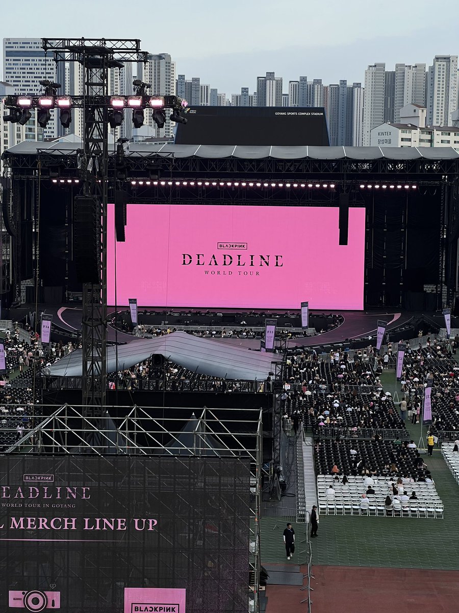FINALLY A BIG SCREEN
