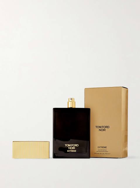 kalravkapadia's tweet image. PerfumeAddicts Exclusive Deal:

IF YOU WANT TO SMELL RICH and IRRESISTIBLY MAGNETIC, WELL THIS IS A DEAL NOT TO BE MISSED 🌟🌟🌟

Tom Ford Noir Extreme Eau De Parfum Pour Homme for men from Tom Ford 100ml EDP for 11100. #kulfi #sexy #nicheblend

This is GORGEOUS GOURMAND