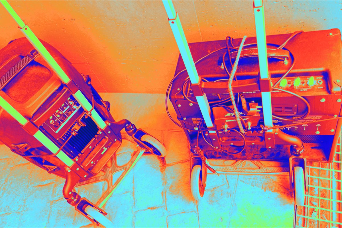 Cap a l'assaig! Avui estrenem antic nou local! 🔥