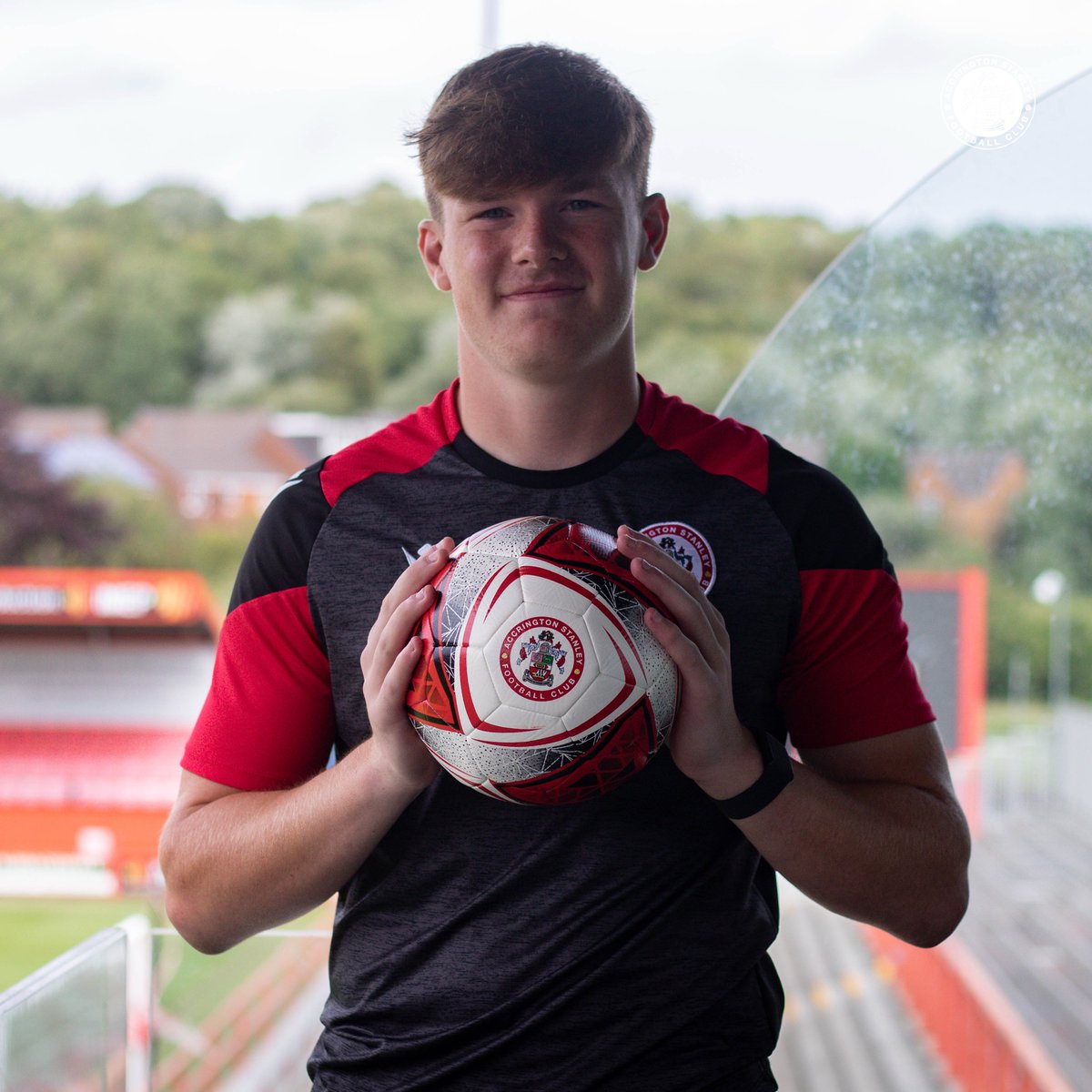 ASFCofficial's tweet photo. 💯 “For a young man, @jrogerson06 believes in himself - he is confident, he commands his box, he is a good size for his age and now it’s about growing and developing.”

John on James.

#asfc | #IndustryAndPrudenceConquer