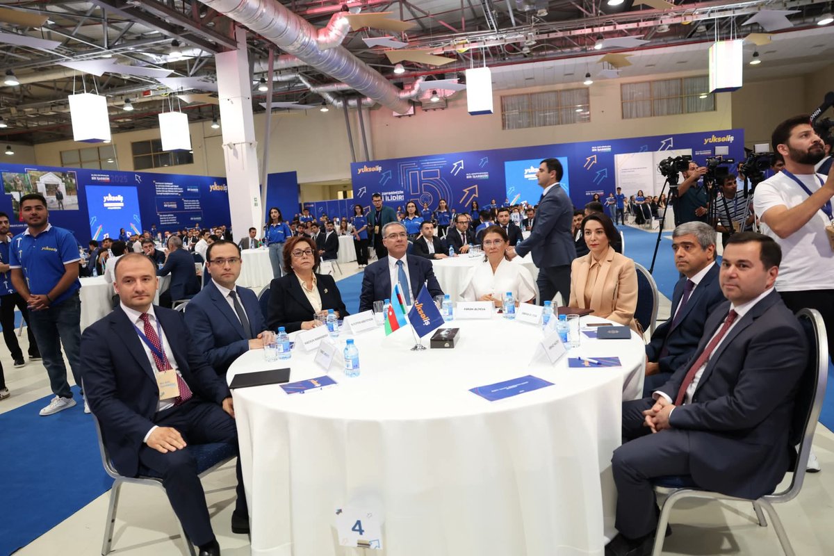 ''Yüksəliş'' müsabiqəsinin yarımfinal mərhələsində iştirakım zamanı öz çıxışımda respublikamızda artan rəqabətə uyğun insan kapitalının formalaşdırılmasını və inkişafını prioritet məqsədlərdən biri kimi müəyyənləşdirildiyini bildirdim.