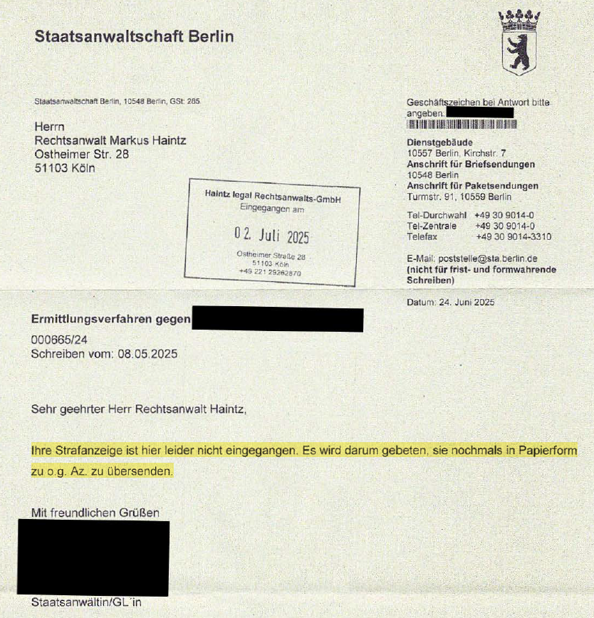 Staatsanwaltschaft Berlin findet Strafanzeige nicht, die bereits 4-Mal übermittelt wurde

Die Staatsanwaltschaft Berlin wirbt damit, die größte Staatsanwaltschaft Europas zu sein, was stimmt. Die fähigste scheint sie nicht zu sein, nicht nur bezüglich der elektronischen Post.
