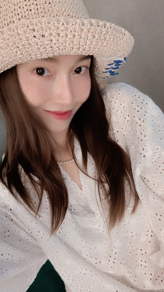 GR26Sic18's tweet photo. [2025.07.05_XHS/rednote] (1)
Sy__Jessica: Selfie dump🤳🏻👒💕

: https://t.co/M5InY0NnKV 
#제시카 #JessicaJung #郑秀妍 https://t.co/z7jtYVeVu1