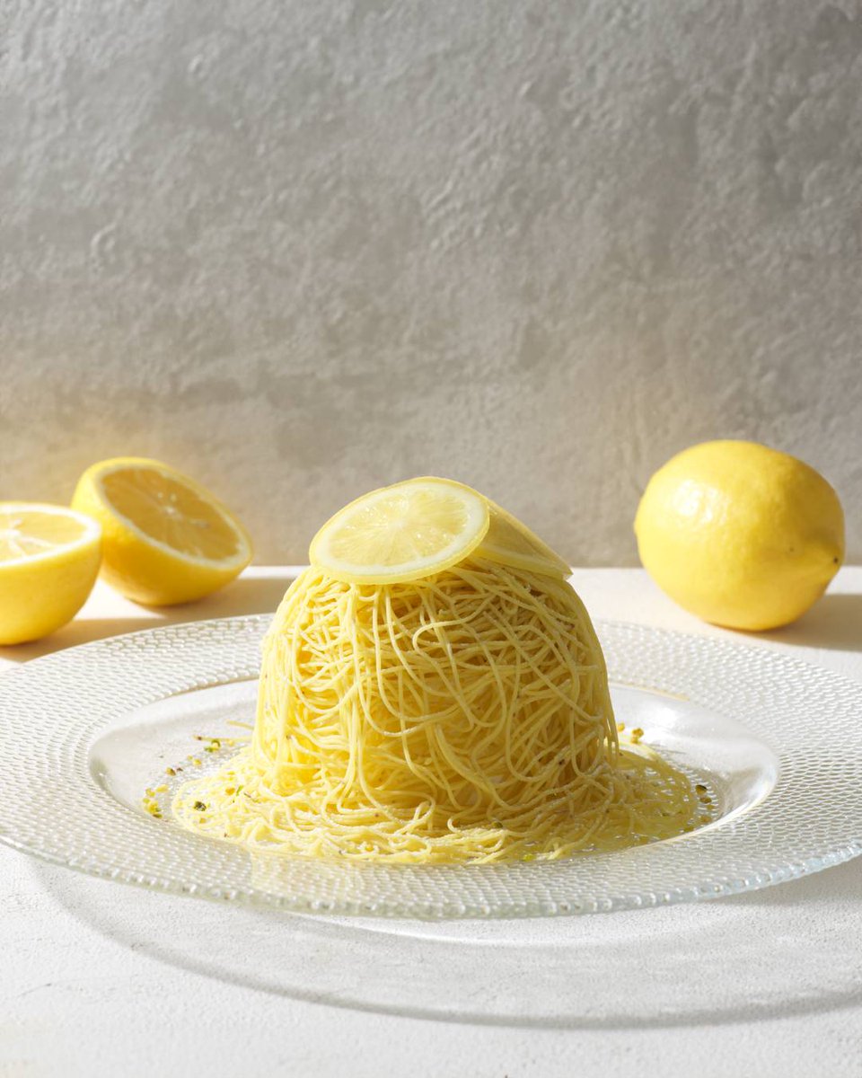 ルタオ本店喫茶のご案内 ただいま「季節のスイーツセット～夏の彩り