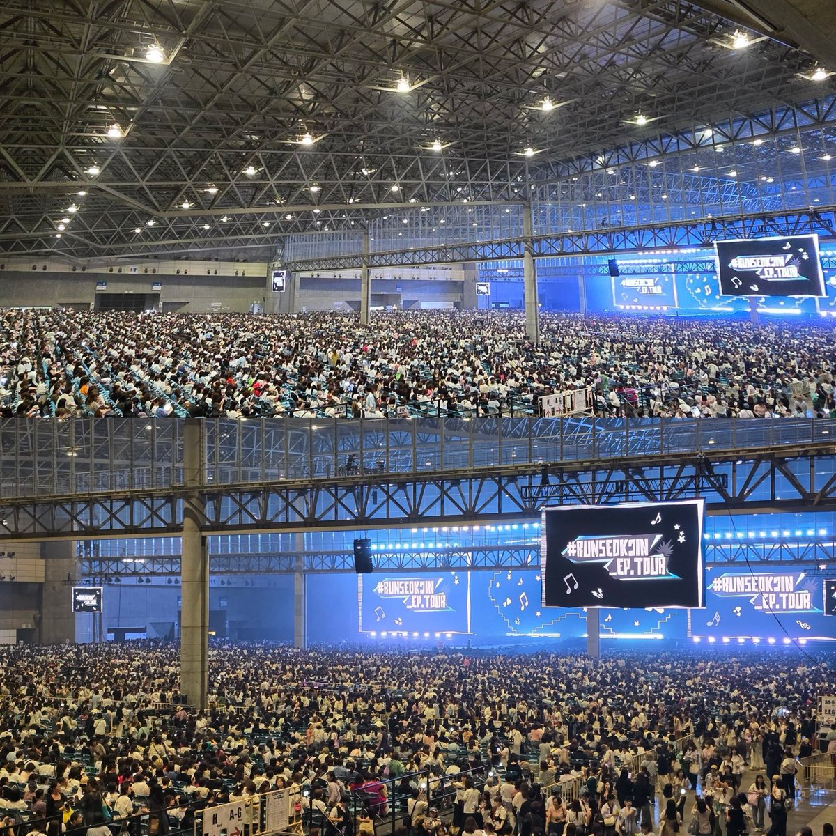 อหหหหคอนพิจินที่ชิบะวันนี้ คนเยอะมากก