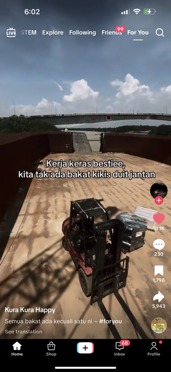 ketengahketepi's tweet photo. benci ahahababba https://t.co/Qke6KTS1wB