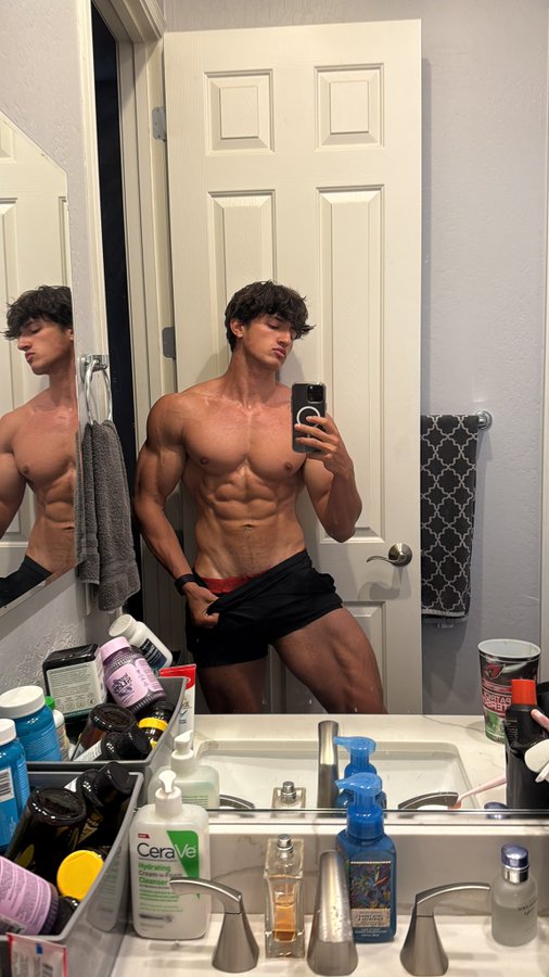 say "Hi" if you're a bttm