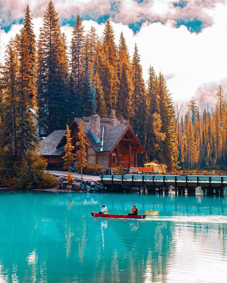 Emerald Lake, Yoho National Park, Canada